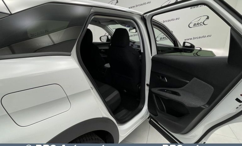 Peugeot 3008 1.2 PureTech 2018 full