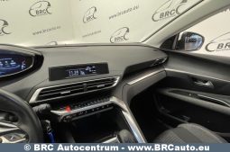 Peugeot 3008 1.2 PureTech 2018 full