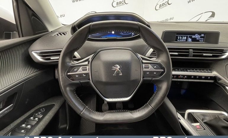Peugeot 3008 1.2 PureTech 2018 full