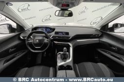 Peugeot 3008 1.2 PureTech 2018 full