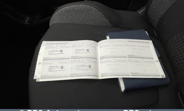 Peugeot 3008 1.2 PureTech 2018 full