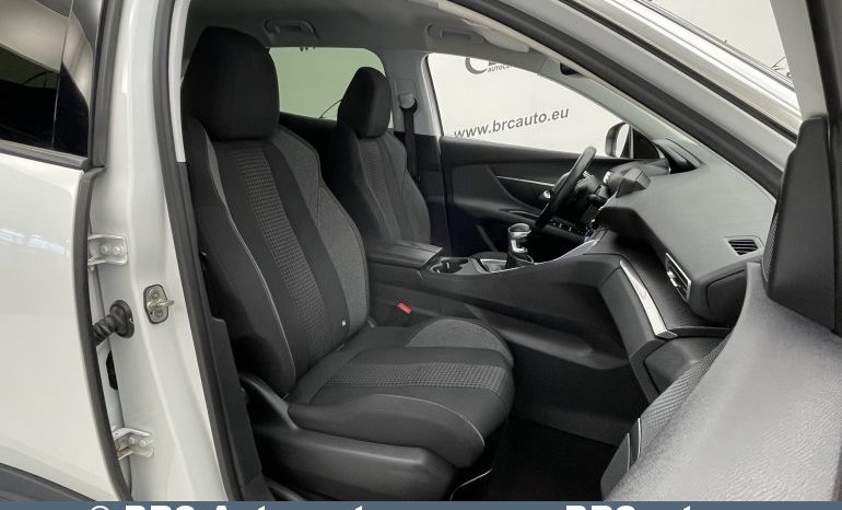 Peugeot 3008 1.2 PureTech 2018 full