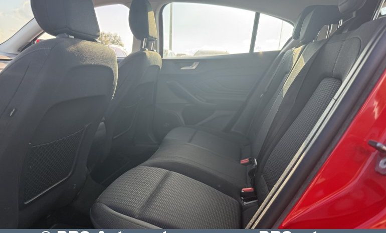 Ford Focus 1.0 EcoBoost Trend 2018 full