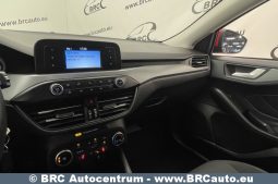 Ford Focus 1.0 EcoBoost Trend 2018 full