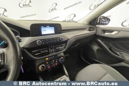 Ford Focus STW 1.0 EcoBoost Trend 2018 full