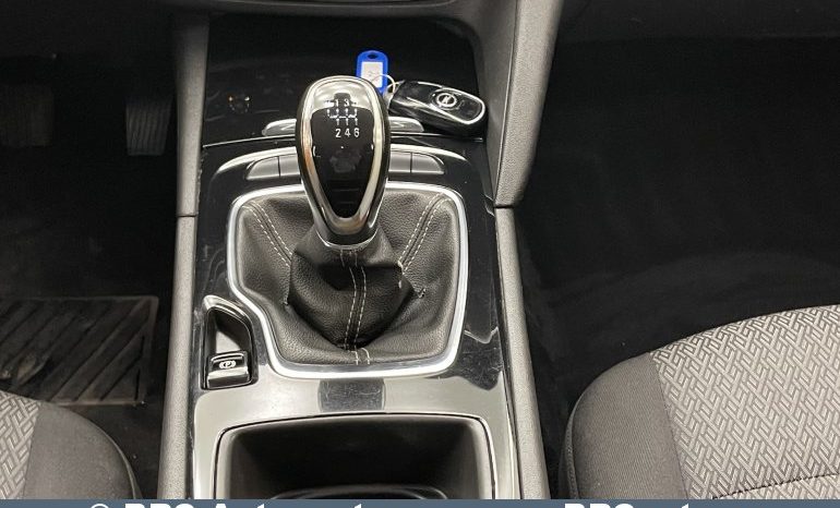 Opel Insignia 1.6 Ecotec D 2018 full