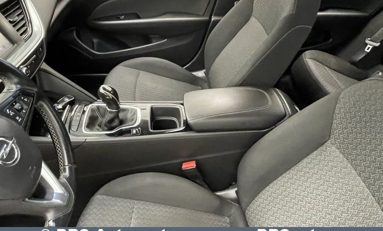 Opel Insignia 1.6 Ecotec D 2018 full