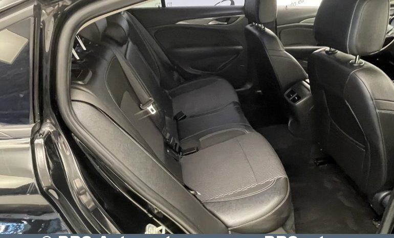 Opel Insignia 1.6 Turbo D Automatas 2018 full