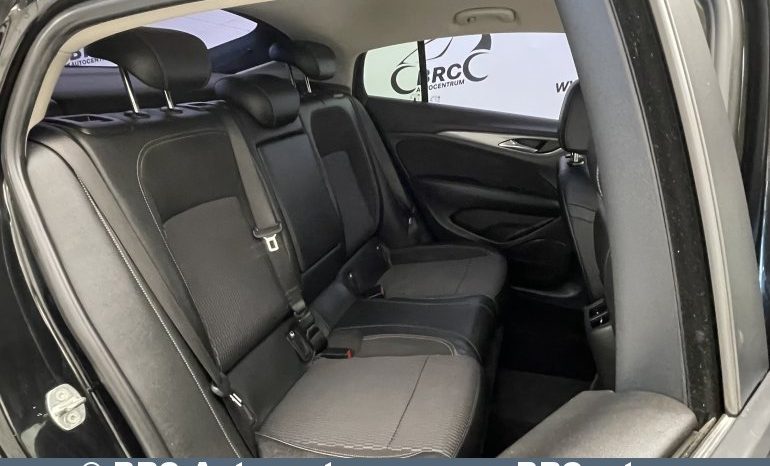 Opel Insignia 1.6 Turbo D Automatas 2018 full