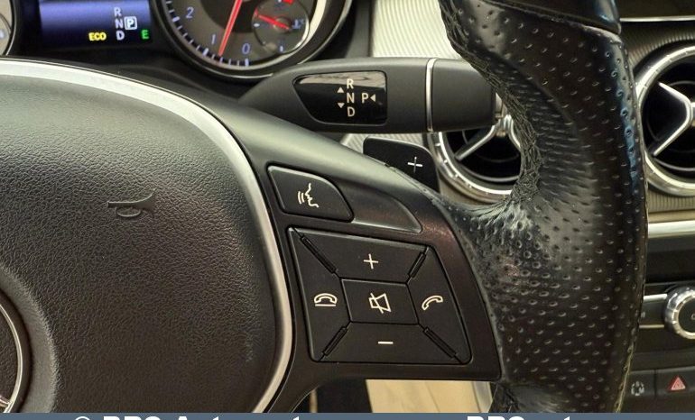 Mercedes-Benz CLA 200 Automatas 2014 full