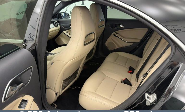 Mercedes-Benz CLA 200 Automatas 2014 full