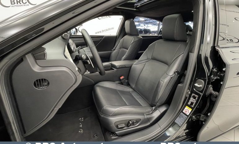 Lexus ES 300h 2.5 Hybrid Automatas 2020 full