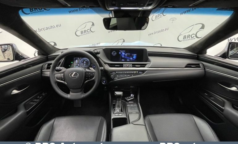 Lexus ES 300h 2.5 Hybrid Automatas 2020 full