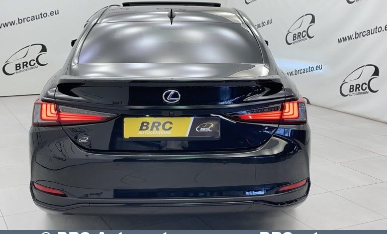 Lexus ES 300h 2.5 Hybrid Automatas 2020 full