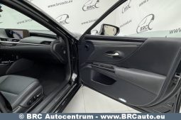 Lexus ES 300h 2.5 Hybrid Automatas 2020 full