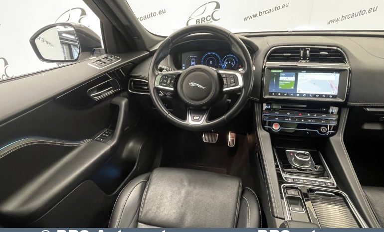 Jaguar F-Pace R-Sport 25t AWD Automatas 2018 full