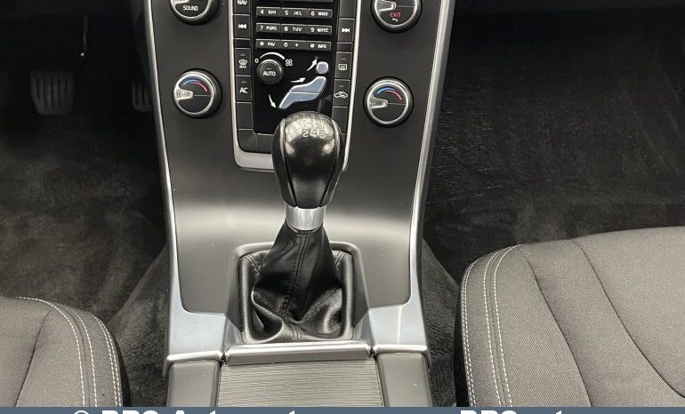 Volvo V60 1.6 DRIVe 2013 full