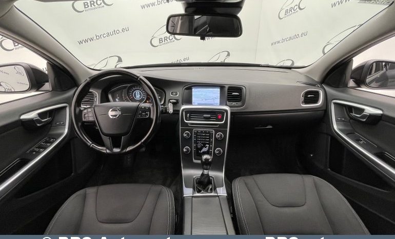 Volvo V60 1.6 DRIVe 2013 full