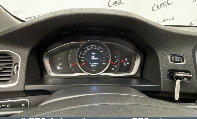 Volvo V60 1.6 DRIVe 2013 full