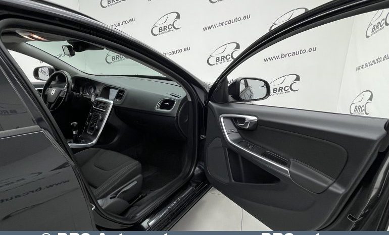 Volvo V60 1.6 DRIVe 2013 full