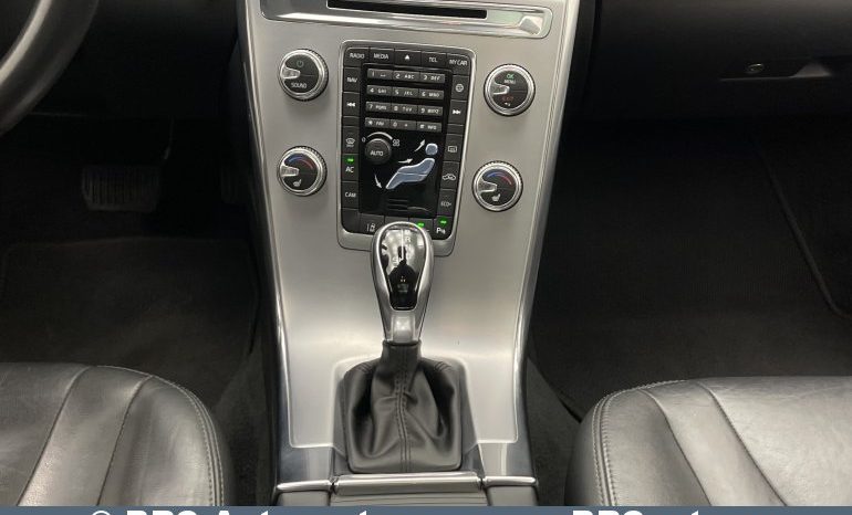 Volvo XC 60 D4 Inscription Luxe Automatas 2017 full
