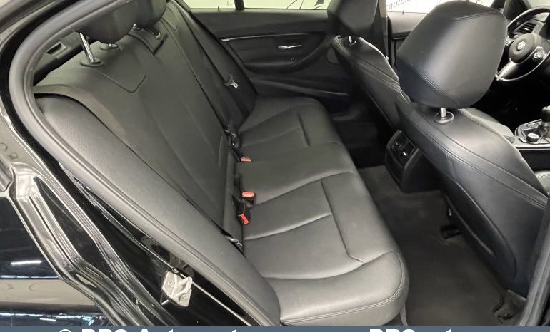 BMW 318 i M-Sport 2016 full