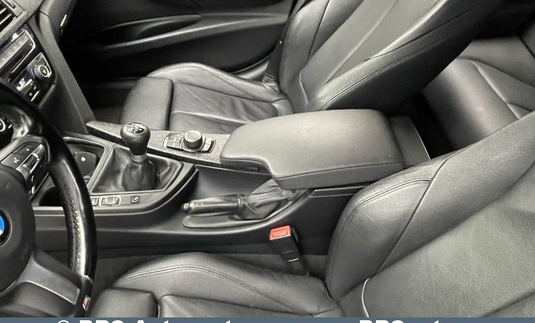 BMW 318 i M-Sport 2016 full