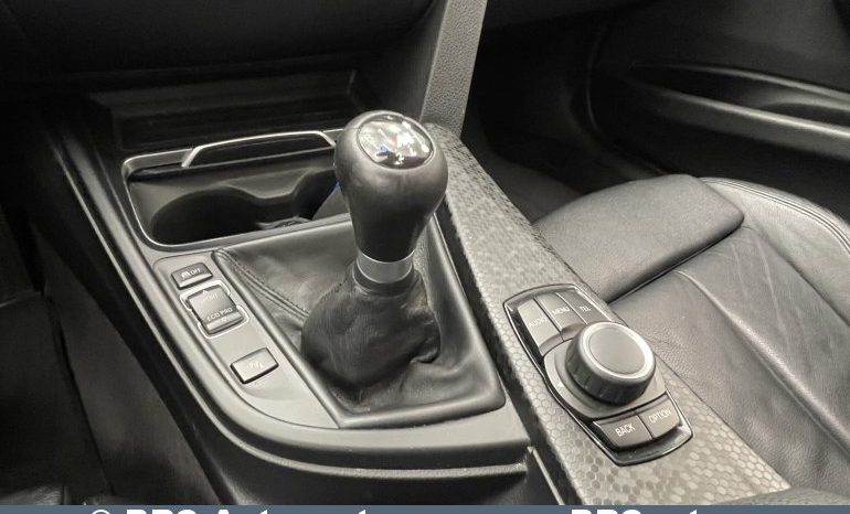 BMW 318 i M-Sport 2016 full