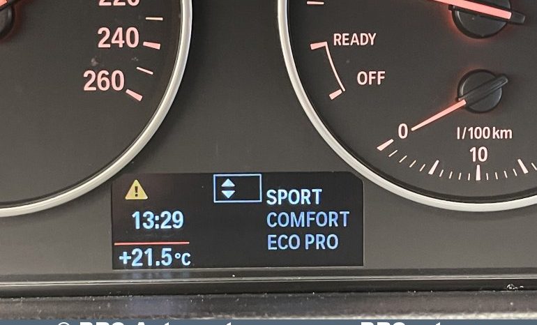 BMW 318 i M-Sport 2016 full