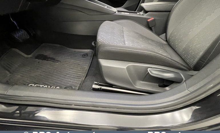 Skoda Octavia 1.5 TSI G-TEC Automatas 2021 full