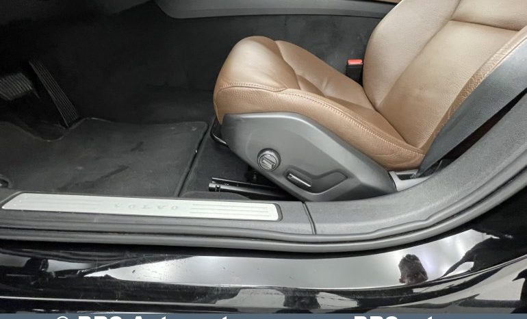 Volvo V60 T6 Momentum Pro AWD Automatas 2019 full