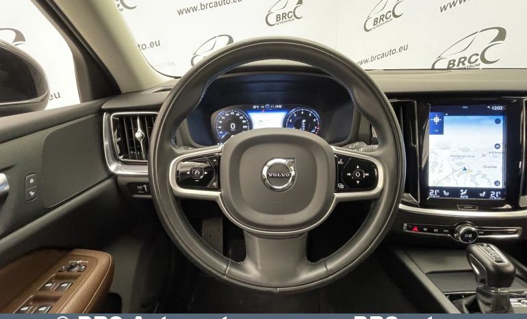 Volvo V60 T6 Momentum Pro AWD Automatas 2019 full