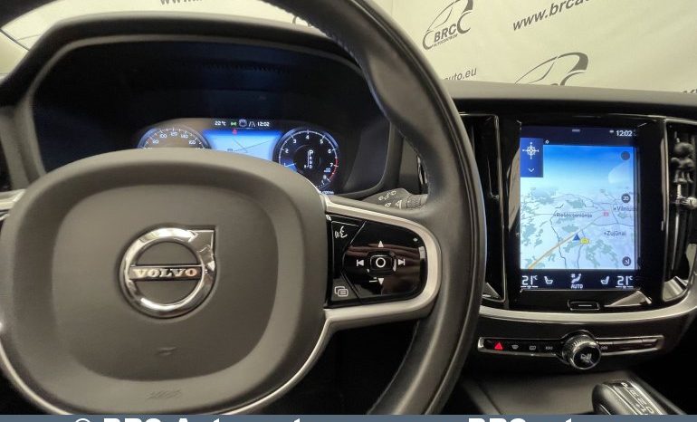 Volvo V60 T6 Momentum Pro AWD Automatas 2019 full