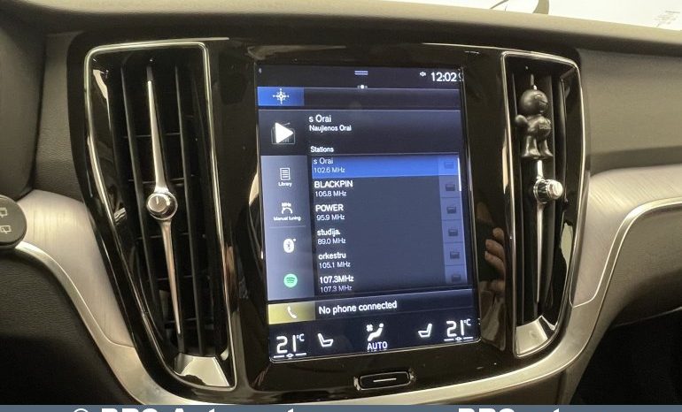 Volvo V60 T6 Momentum Pro AWD Automatas 2019 full