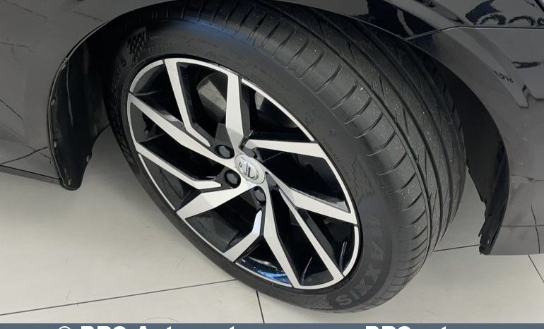 Volvo V60 T6 Momentum Pro AWD Automatas 2019 full