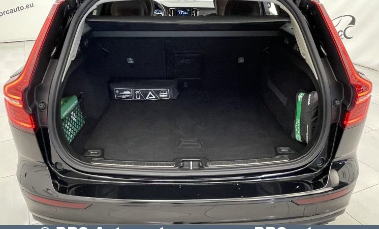 Volvo V60 T6 Momentum Pro AWD Automatas 2019 full