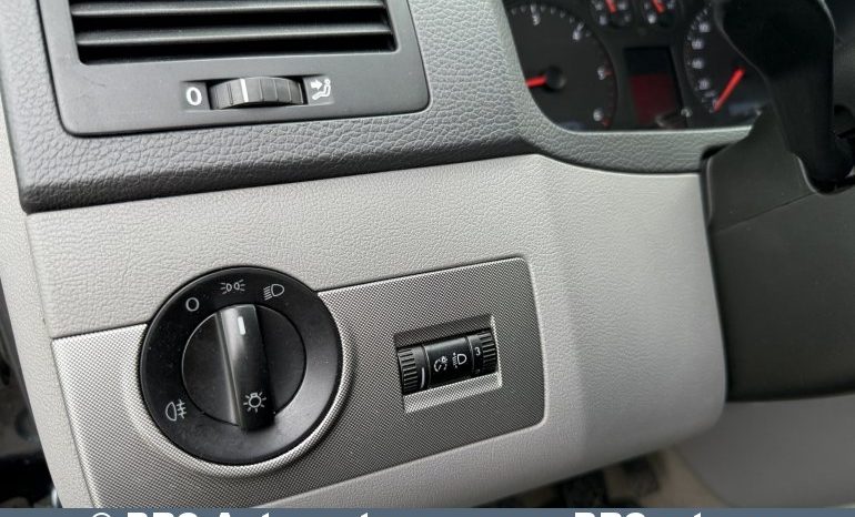 Volkswagen Multivan 2.5 TDI 2007 full