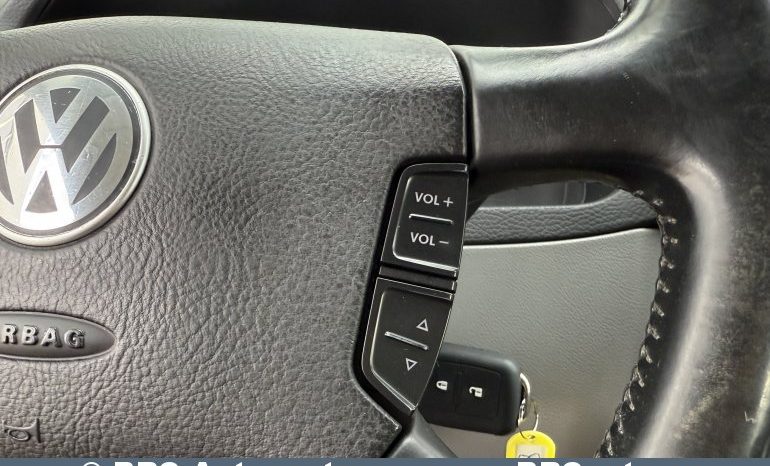 Volkswagen Multivan 2.5 TDI 2007 full