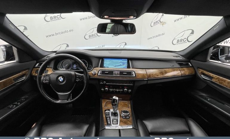 BMW 740 d xDrive Automatas 2013 full