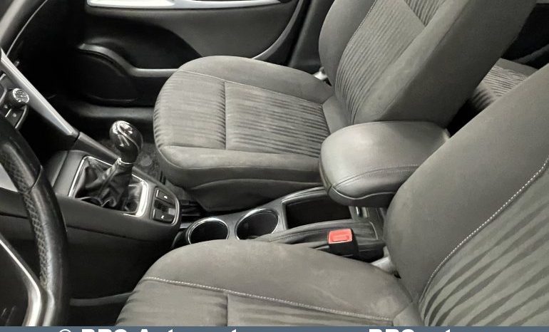 Opel Zafira Tourer 2.0 CDTI 2012 full