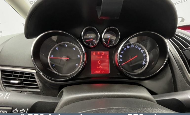 Opel Zafira Tourer 2.0 CDTI 2012 full