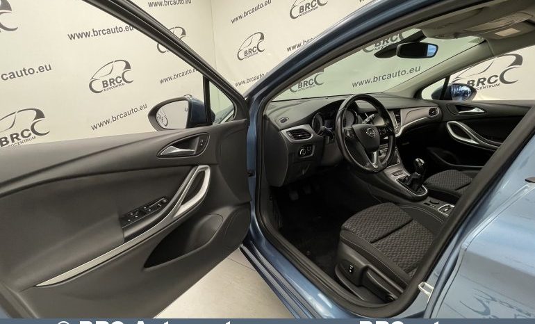 Opel Astra 1.6 Eco Flex 2017 full