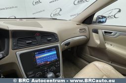 Volvo V70 2.4 D5 AWD Automatas 2005 full
