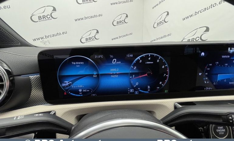 Mercedes-Benz CLA 180 Automatas 2021 full