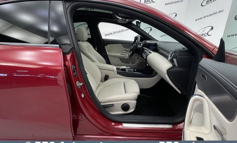 Mercedes-Benz CLA 180 Automatas 2021 full