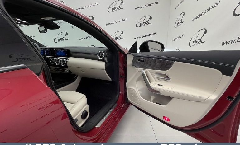 Mercedes-Benz CLA 180 Automatas 2021 full
