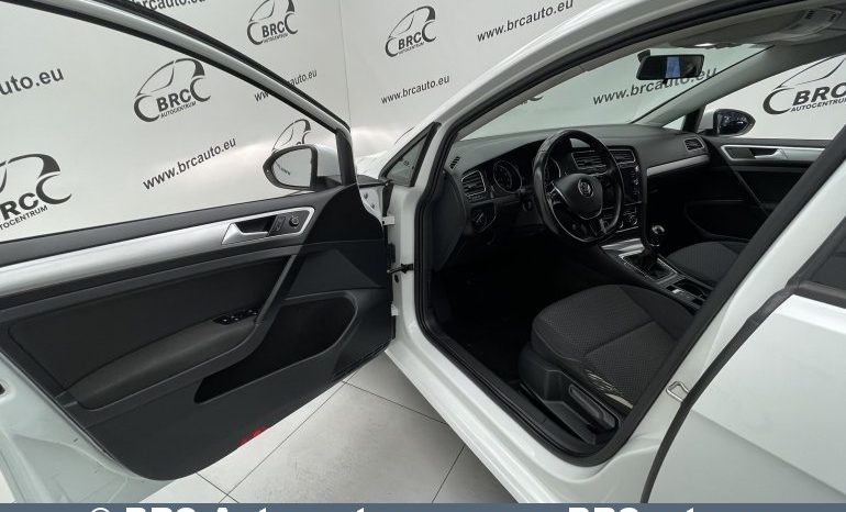 Volkswagen Golf 1.0 TSI 2018 full