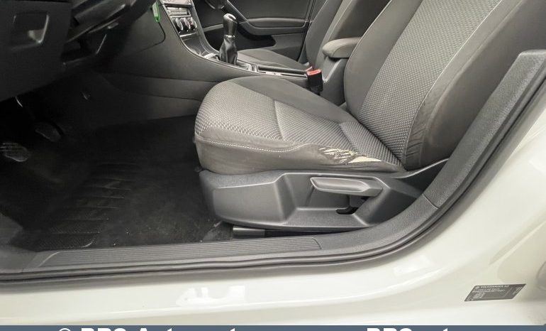 Volkswagen Golf 1.0 TSI 2018 full
