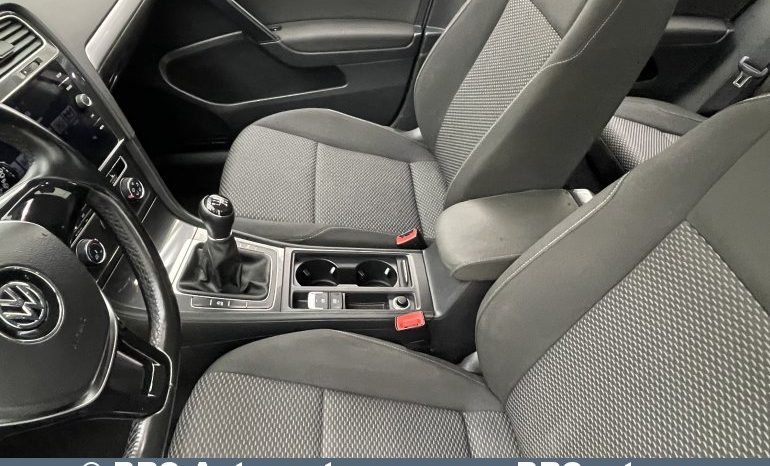 Volkswagen Golf 1.0 TSI 2018 full