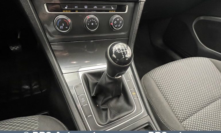 Volkswagen Golf 1.0 TSI 2018 full